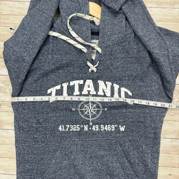 Vineyard Crew 90s Titanic Nautical Hoodie Small Unisex - Picture 12 of 12